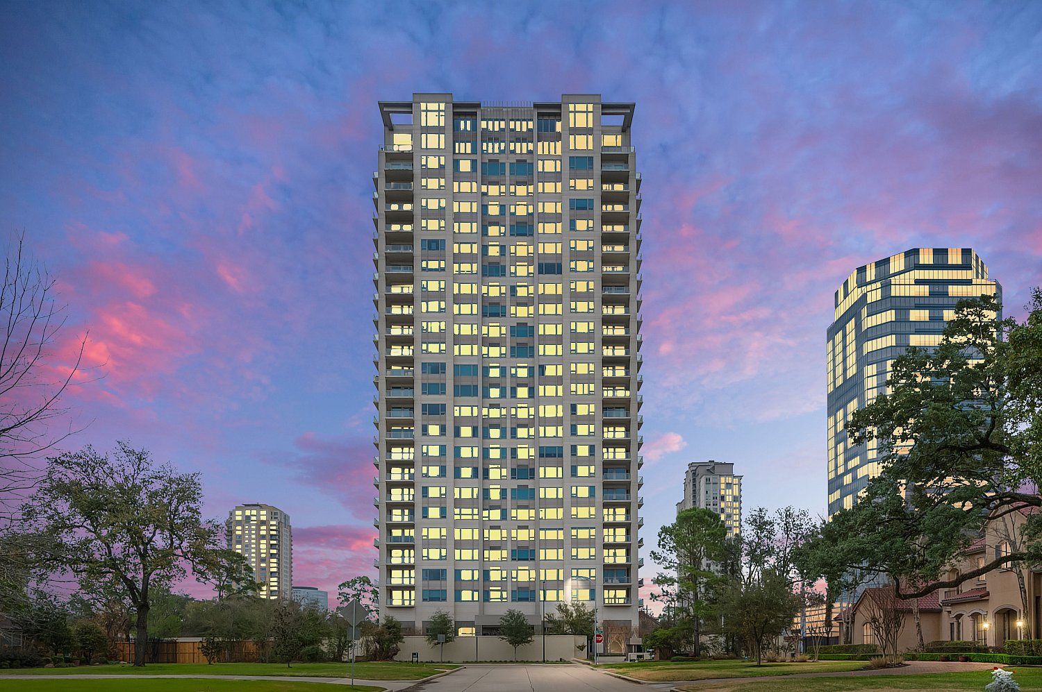 Houston Real Estate Photographer Patrick Bertolino S Post Oak 1275